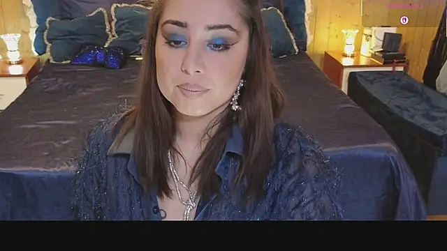 Snapshot of VanessaDoyle chatting on March 2025 01:43:01 AM VanessaDoyle online show from March 2025 01:43:01 AM