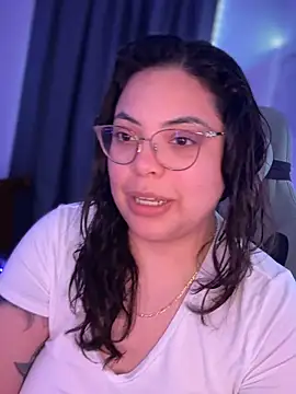 Snapshot of drizzypeach602 chatting on November 2025 02:27:01 AM drizzypeach602 online show from November 2025 02:27:01 AM