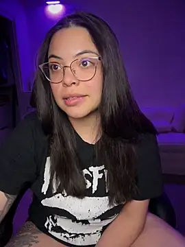 Snapshot of drizzypeach602 chatting on March 2025 05:16:01 AM drizzypeach602 online show from March 2025 05:16:01 AM