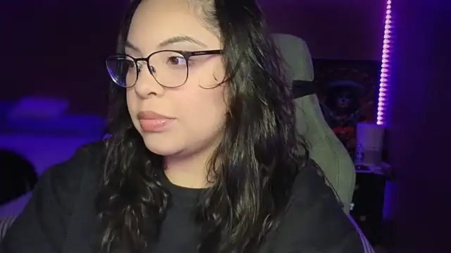 Snapshot of drizzypeach602 chatting on September 2025 01:41:02 AM drizzypeach602 online show from September 2025 01:41:02 AM