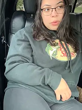 Snapshot of drizzypeach602 chatting on October 2025 07:02:02 PM drizzypeach602 online show from October 2025 07:02:02 PM