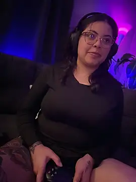 Snapshot of drizzypeach602 chatting on November 2025 06:13:01 AM drizzypeach602 online show from November 2025 06:13:01 AM