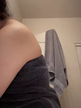 Snapshot of drizzypeach602 chatting on March 2025 05:29:02 AM drizzypeach602 online show from March 2025 05:29:02 AM