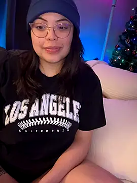 Snapshot of drizzypeach602 chatting on December 2025 04:35:02 AM drizzypeach602 online show from December 2025 04:35:02 AM