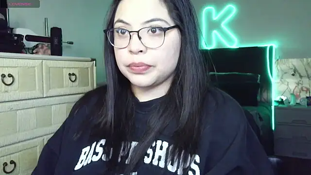 drizzypeach602 online show from March 2026 02:37:01 AM