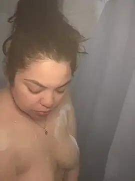 Snapshot of drizzypeach602 chatting on March 2025 07:07:01 PM drizzypeach602 online show from March 2025 07:07:01 PM