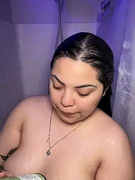 Snapshot of drizzypeach602 chatting on February 2025 04:24:01 AM drizzypeach602 online show from February 2025 04:24:01 AM