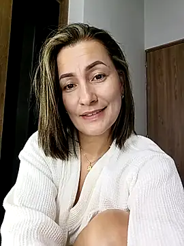 Snapshot of Verito_hot chatting on March 2025 06:39:02 PM Verito hot online show from March 2025 06:39:02 PM