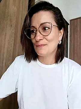 Snapshot of Verito_hot chatting on January 2025 09:04:02 PM Verito hot online show from January 2025 09:04:02 PM