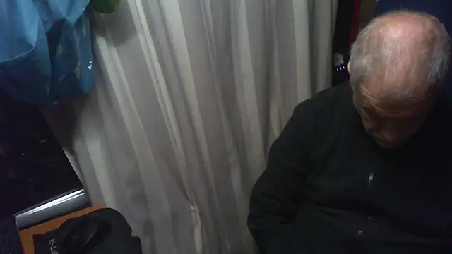 nonnomaturobisex online show from April 2026 07:10:01 AM