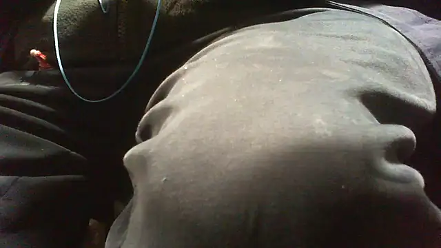 Snapshot of nonnomaturobisex chatting on December 2025 03:43:01 PM nonnomaturobisex online show from December 2025 03:43:01 PM