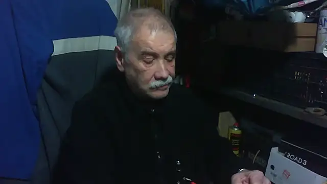 nonnomaturobisex online show from April 2026 04:19:01 PM