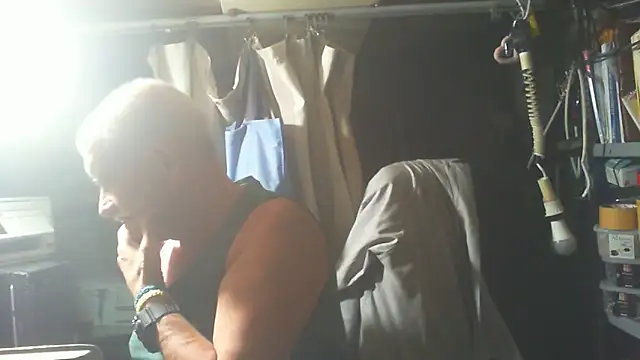 nonnomaturobisex online show from September 2025 10:44:01 AM