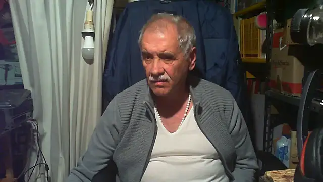 nonnomaturobisex online show from May 2026 05:29:02 PM
