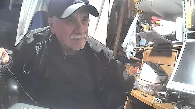 nonnomaturobisex online show from March 2025 05:18:02 PM
