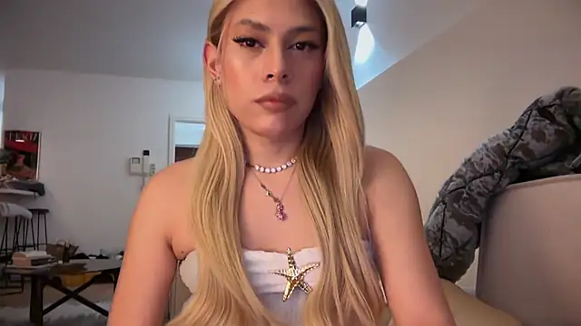 saray doll online show from February 2026 06:07:01 PM