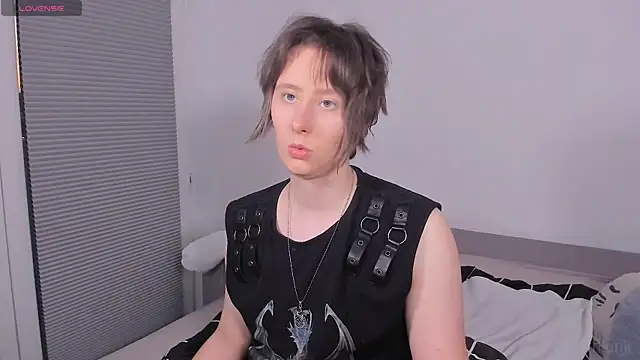 Snapshot of mothkink chatting on June 2026 07:30:02 PM mothkink online show from June 2026 07:30:02 PM