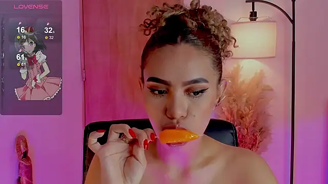 Oxana Fedorova online show from February 2025 11:00:01 PM