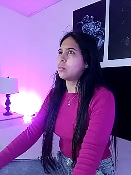 SARA MILLER69 online show from April 2026 12:09:01 PM