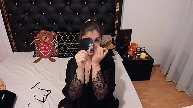 PreciousAillyn online show from November 2025 05:33:01 AM