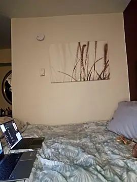 Snapshot of oliviaprettypussy chatting on November 2025 01:37:02 PM oliviaprettypussy online show from November 2025 01:37:02 PM