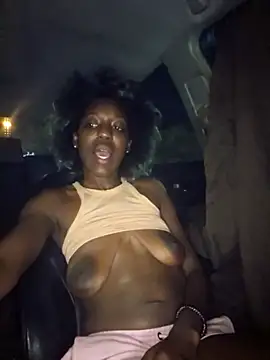 Snapshot of oliviaprettypussy chatting on September 2025 02:17:01 AM oliviaprettypussy online show from September 2025 02:17:01 AM