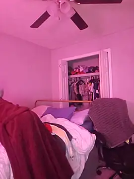 oliviaprettypussy online show from May 2026 02:40:02 AM