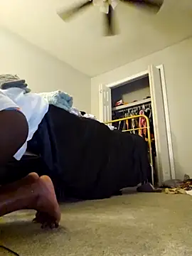 oliviaprettypussy online show from April 2026 02:25:02 AM