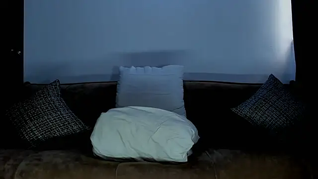 Snapshot of DERRYMASTER chatting on September 2025 04:40:02 PM DERRYMASTER online show from September 2025 04:40:02 PM