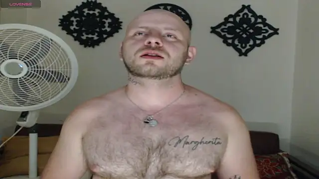 Snapshot of TONY_WHITE_7 chatting on July 2026 01:02:02 AM TONY WHITE 7 online show from July 2026 01:02:02 AM