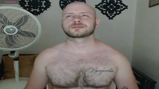 Snapshot of TONY_WHITE_7 chatting on July 2026 08:44:02 PM TONY WHITE 7 online show from July 2026 08:44:02 PM