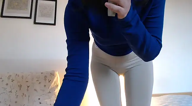 ocean eyess  online show from January 2025 03:15:02 PM