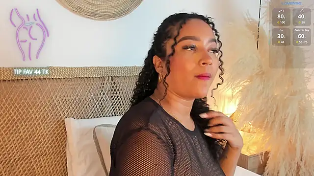 Snapshot of cloe_25 chatting on October 2025 02:34:02 AM cloe 25 online show from October 2025 02:34:02 AM