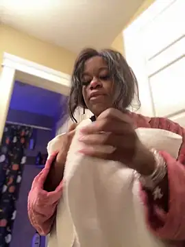 Tikalalin online show from November 2025 11:58:02 AM