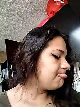Snapshot of Van3orgasm4me chatting on January 2025 01:11:02 PM Van3orgasm4me online show from January 2025 01:11:02 PM