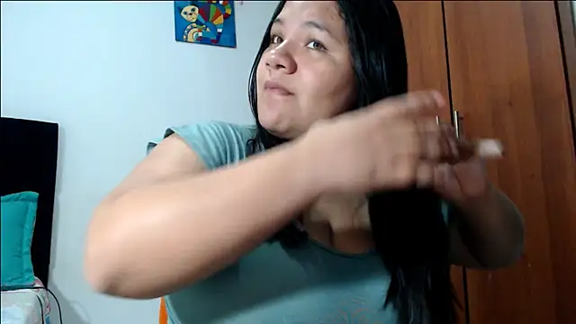Snapshot of Van3orgasm4me chatting on May 2026 04:27:01 AM Van3orgasm4me online show from May 2026 04:27:01 AM