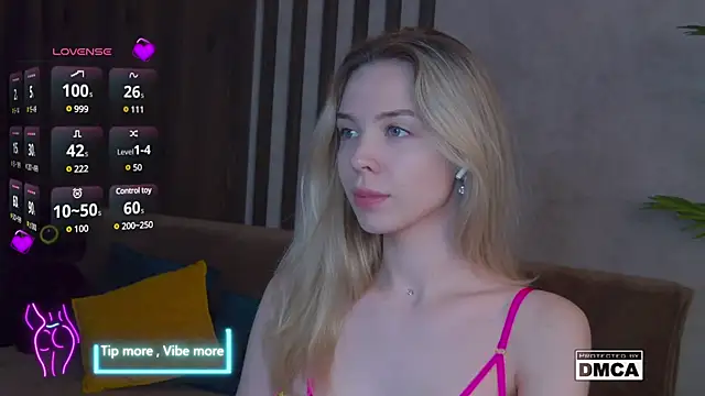 Holl1Would online show from February 2025 06:28:01 AM