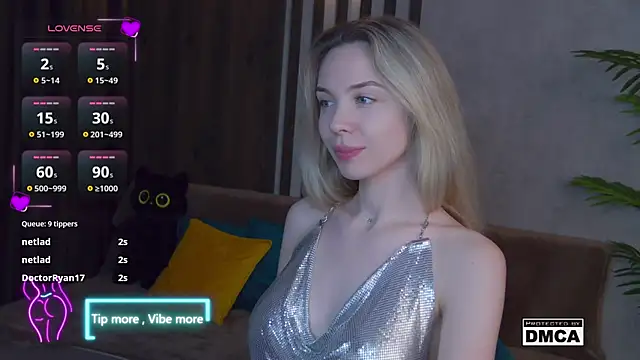 Holl1Would online show from February 2025 06:34:01 AM