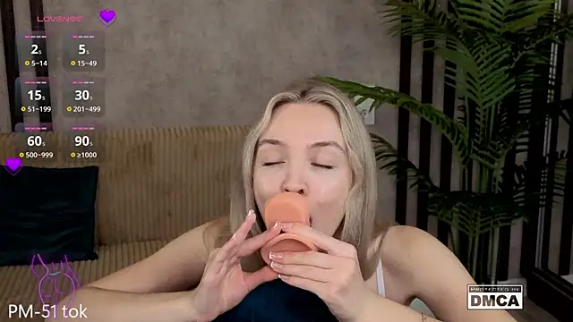 Holl1Would online show from March 2026 05:08:02 AM