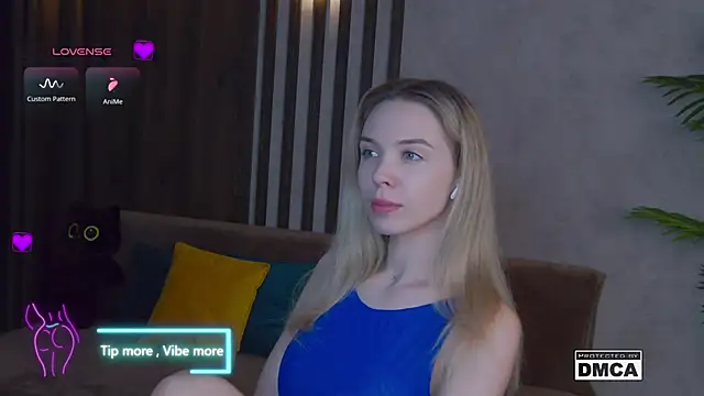 Holl1Would online show from February 2025 10:36:02 PM