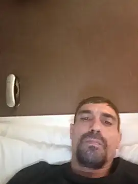 Snapshot of Ths005 chatting on September 2025 01:45:01 AM Ths005 online show from September 2025 01:45:01 AM