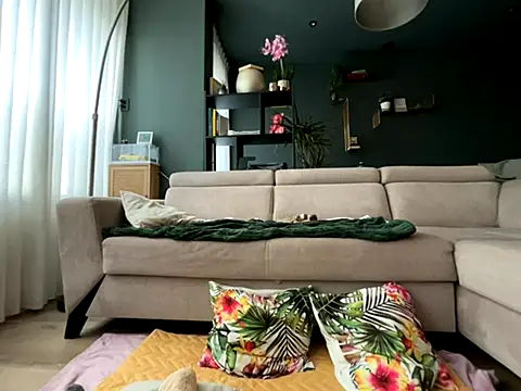 CurvyKimmy1 online show from October 2025 01:10:02 PM