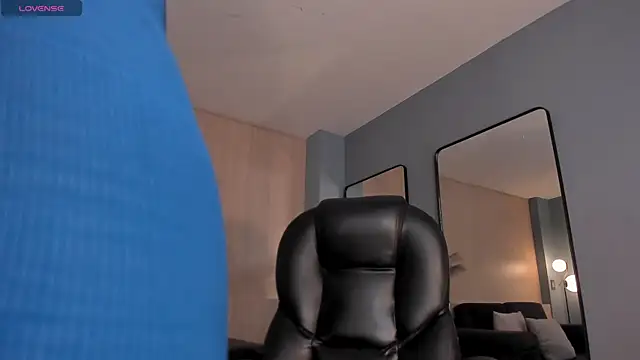 Snapshot of LexieWayne chatting on September 2025 06:51:01 PM LexieWayne online show from September 2025 06:51:01 PM