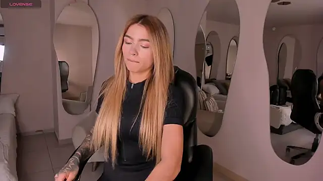 LexieWayne online show from January 2026 09:07:02 PM