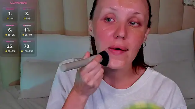 Snapshot of LianaFord chatting on May 2026 05:15:02 AM LianaFord online show from May 2026 05:15:02 AM