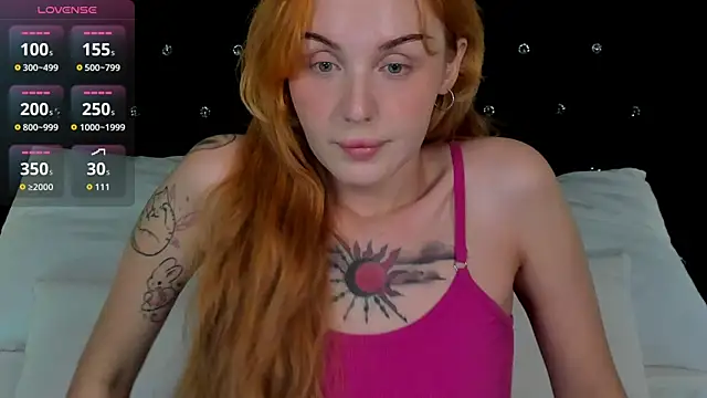 LianaFord online show from November 2025 07:50:02 PM