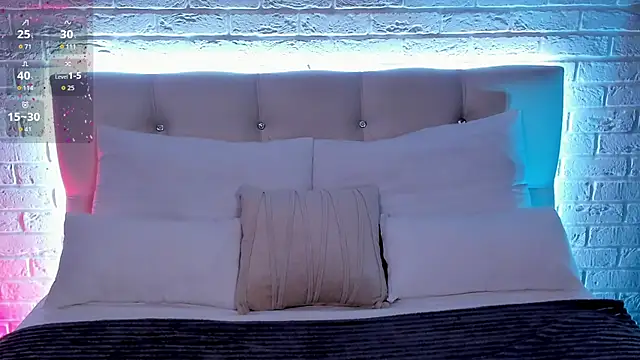 LianaFord online show from April 2026 04:27:02 AM