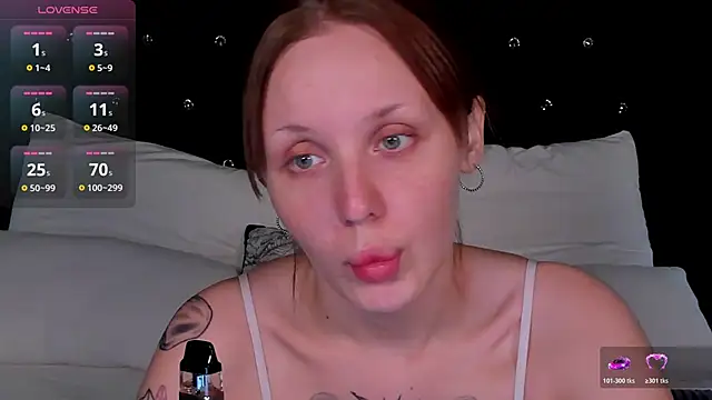 Snapshot of LianaFord chatting on May 2026 05:09:02 AM LianaFord online show from May 2026 05:09:02 AM