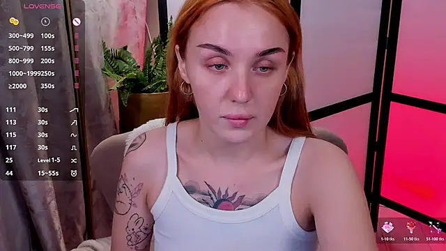 LianaFord online show from November 2025 07:45:01 AM