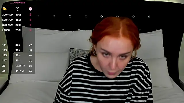 LianaFord online show from November 2025 07:29:02 PM